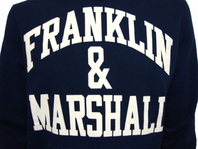 Classic Logo Hooded Sweat garment details