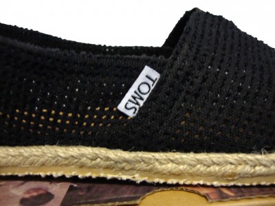 Classic Freetown Perforated Shoe garment details
