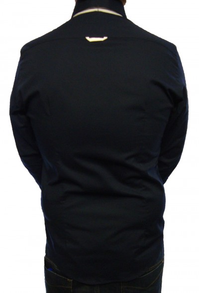 Pescara Double Collar Shirt garment details