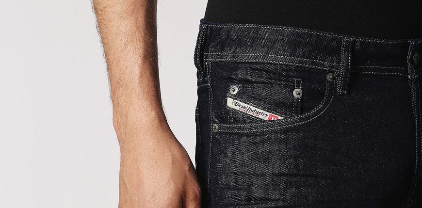 10% Off All New Jeans and Knitwear!