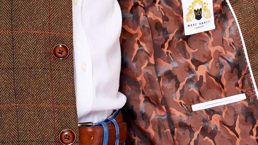Build a "Peaky Blinders" outfit at Apache