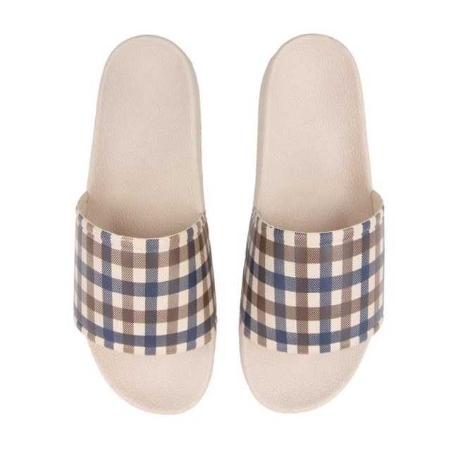 Iconic Club Check Sliders Beige-03